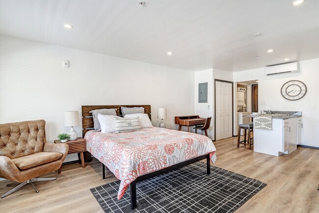 Furnished Apartments Near Presbyterian Rust Medical Center