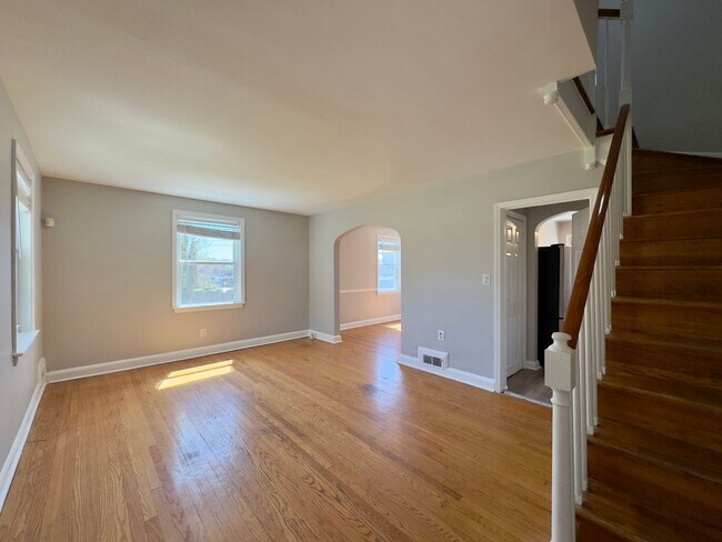 Photo - Charming 3Bed/1Bath in Hamilton Hills, MD