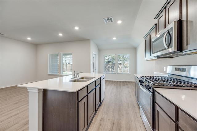 Photo - 509 Regiment Rd