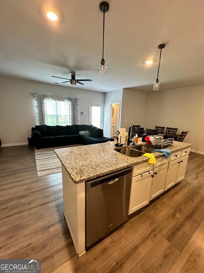 Photo - 4514 Fillmore Trl SW