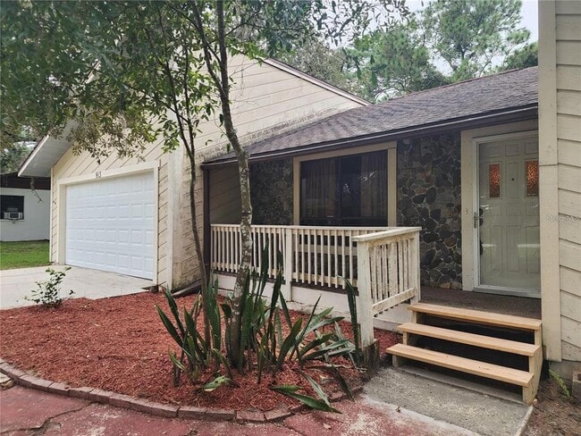 Photo - 913 Russell Ave