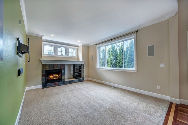 Photo - Beautiful Custom Craftsman style home in Kirkland