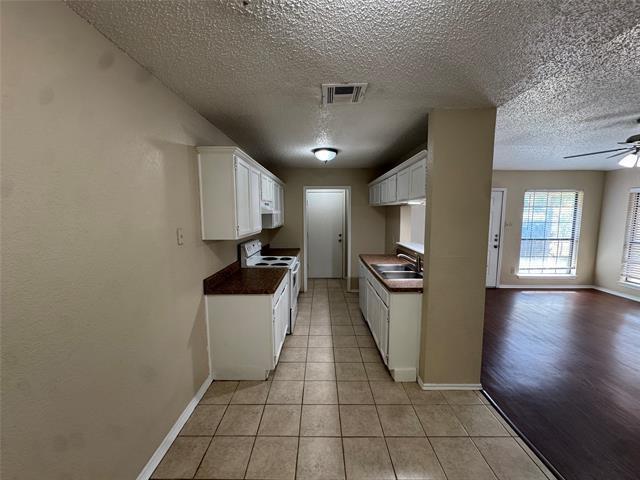 4117 Fossil Ridge Dr
