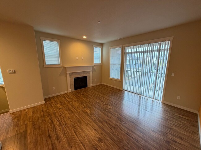 Photo - Villebois Townhome with Access to the Sparrow Creek Community Center