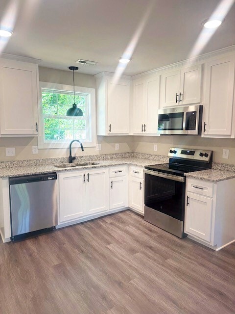 Building Photo - 890 Cumberland Dr Rental