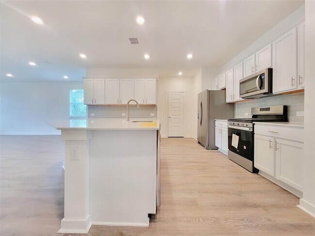 7501 Wheatgrass Path