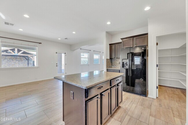 Photo - 7865 Enchanted Ridge Dr