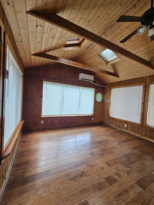 Photo - 5130 Lord Tennyson Rd Unit C