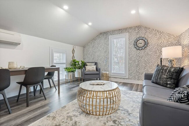 Photo - 2015 Water St Unité SI ID1403744P