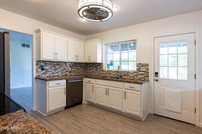 Photo - 8322 E Wilshire Dr