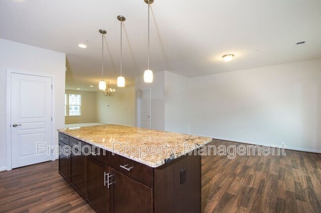 Photo - 14894 Mason Creek Cir