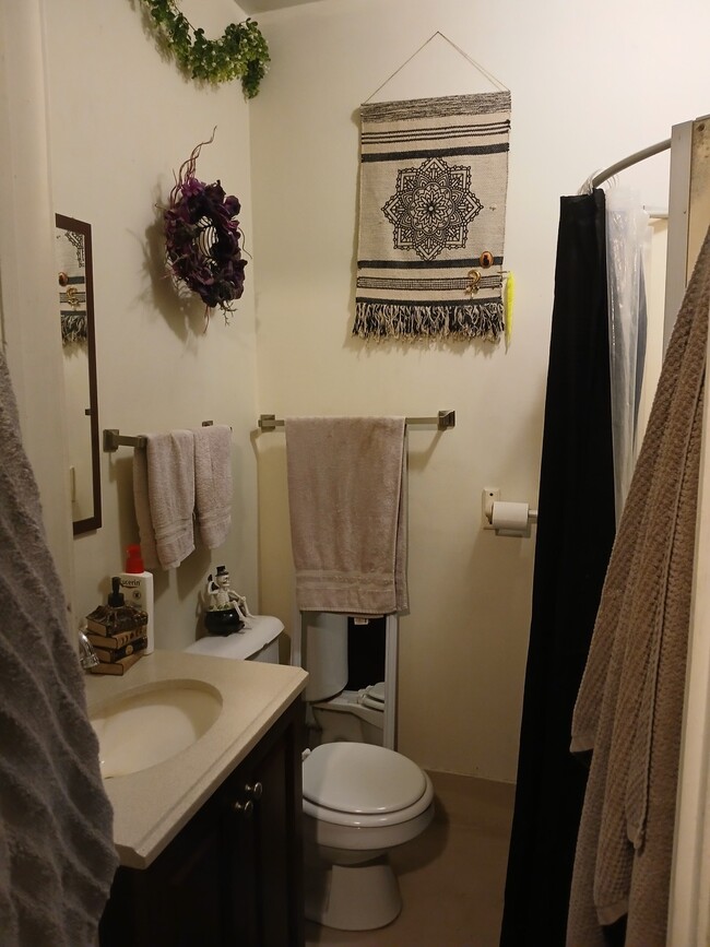 Photo - 1124 E Wright St Unit 1124