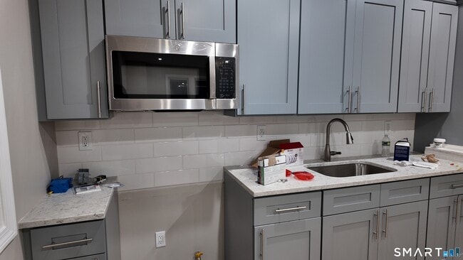 Photo - 106 Helen St Unit 2nd Floor