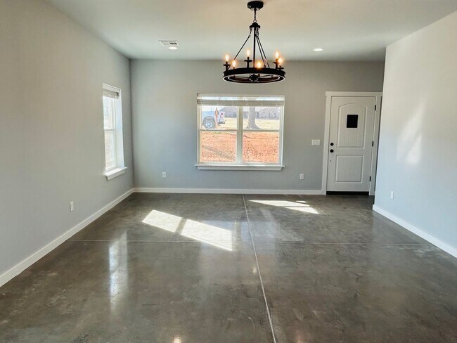 Photo - 104 N Harrison Ave