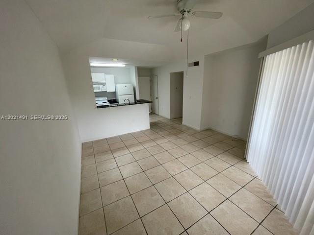 Photo - 4783 Via Palm Lakes Unit 117