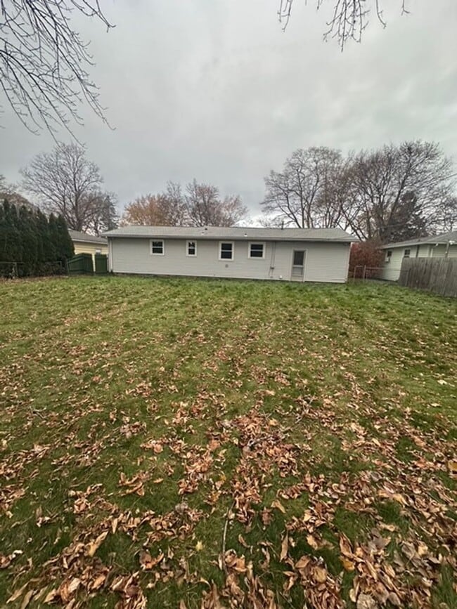 Photo - Three Bedroom Home For Rent on Joanne Drive in Greece (Rochester)