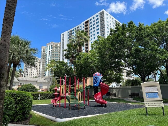 Photo - 805 Normandy Trace Rd