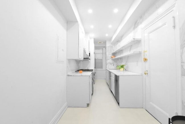 Photo - 1 bedroom in NEW YORK NY 10019 Unit 3-C