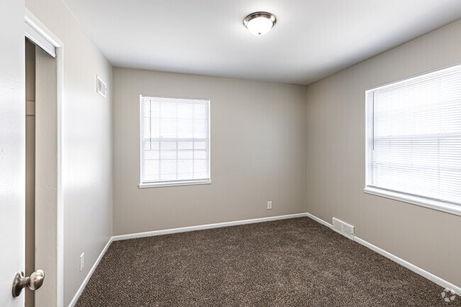 2BR, 1.5BA Townhome - 890SF Bedroom