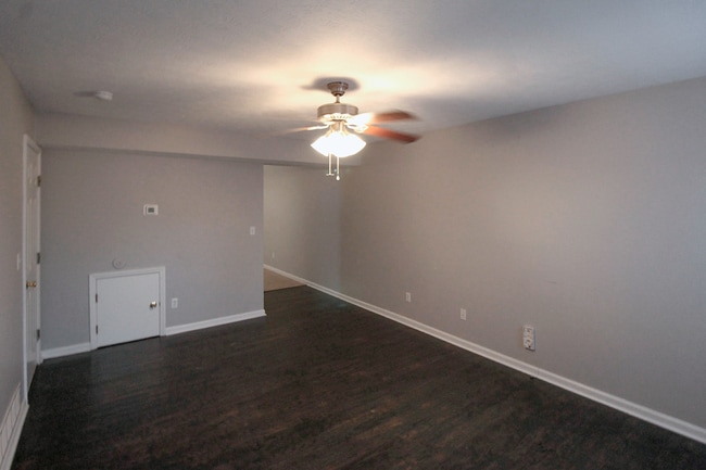 Photo - 561 Hampton Way Unit 1