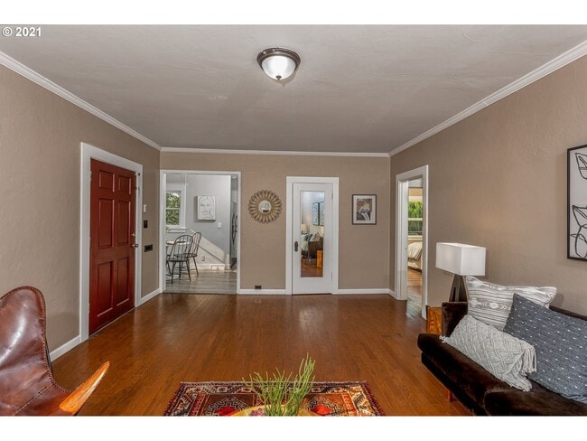 Photo - 2 bedroom 2 bath Woodlawn Bungalow-Full finished basement!