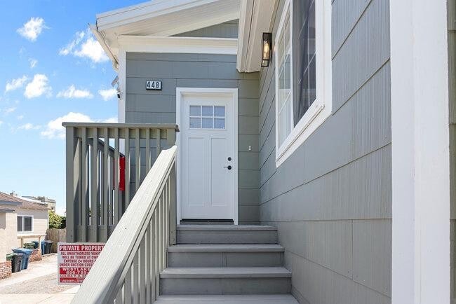 Building Photo - 448 E St