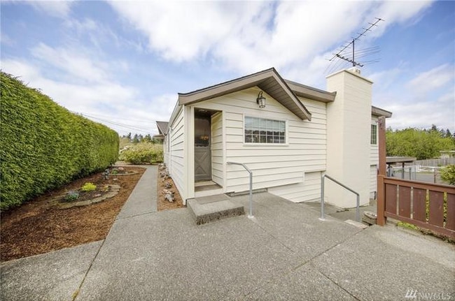 Photo - 1024 SW 120th St