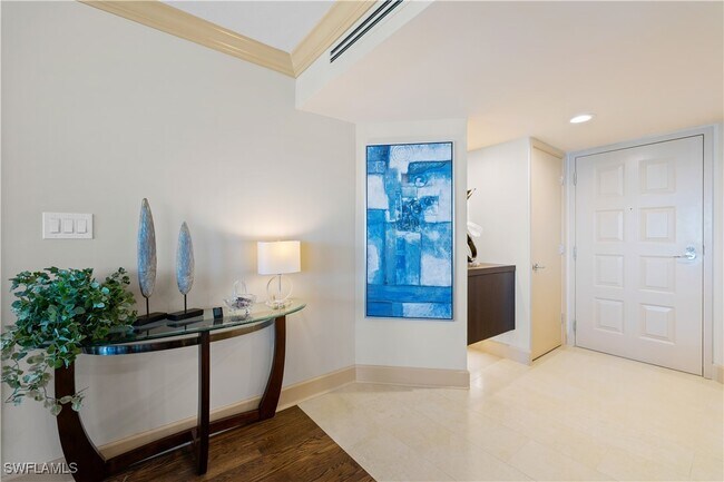 Photo - 4651 Gulf Shore Blvd N Unidad 1805