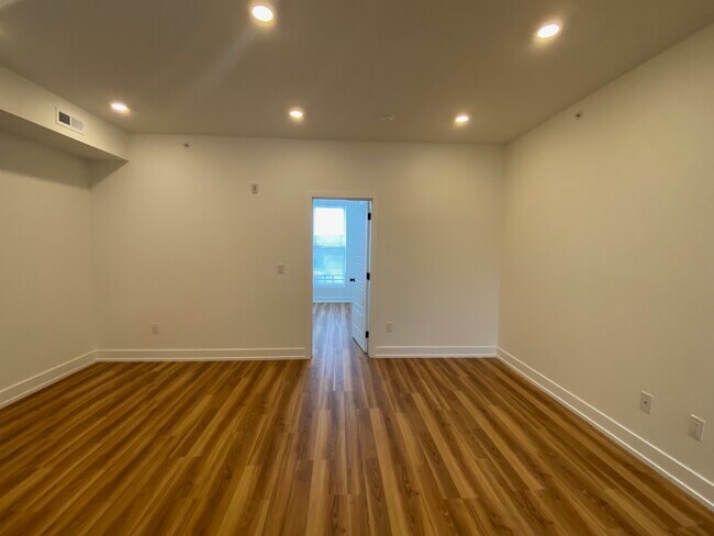 2325 Germantown Ave Unit 3