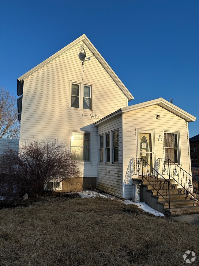 Building Photo - 412 S Walnut St Rental