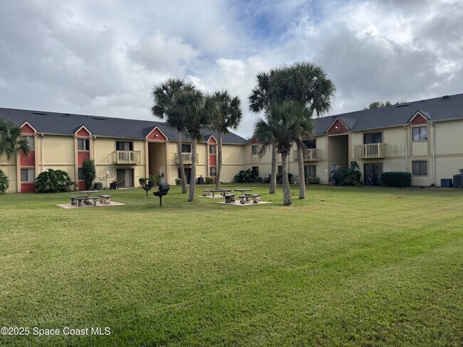 Photo - 2130 Forest Knoll Dr NE Unit 208