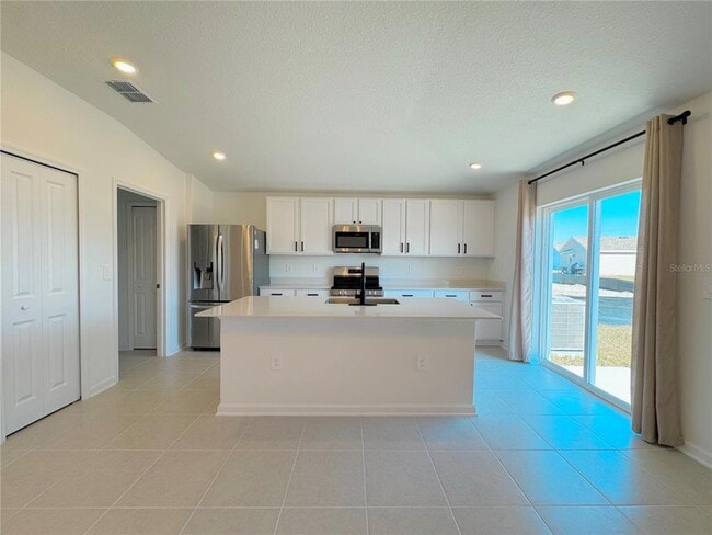 Photo - 1922 Sarah Street