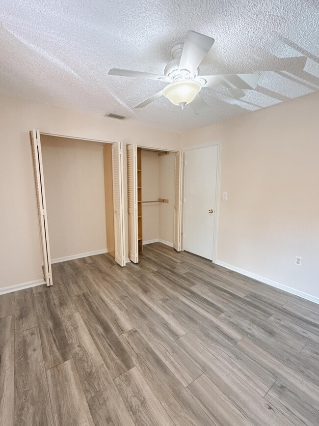 Photo - 872 SW 9th St Cir Unit 201