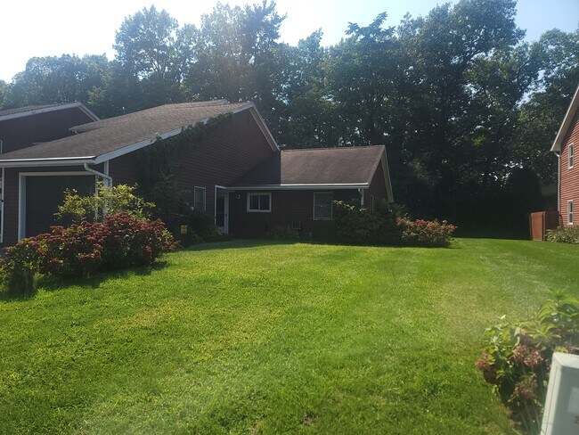 Photo - 106 Quail Dr