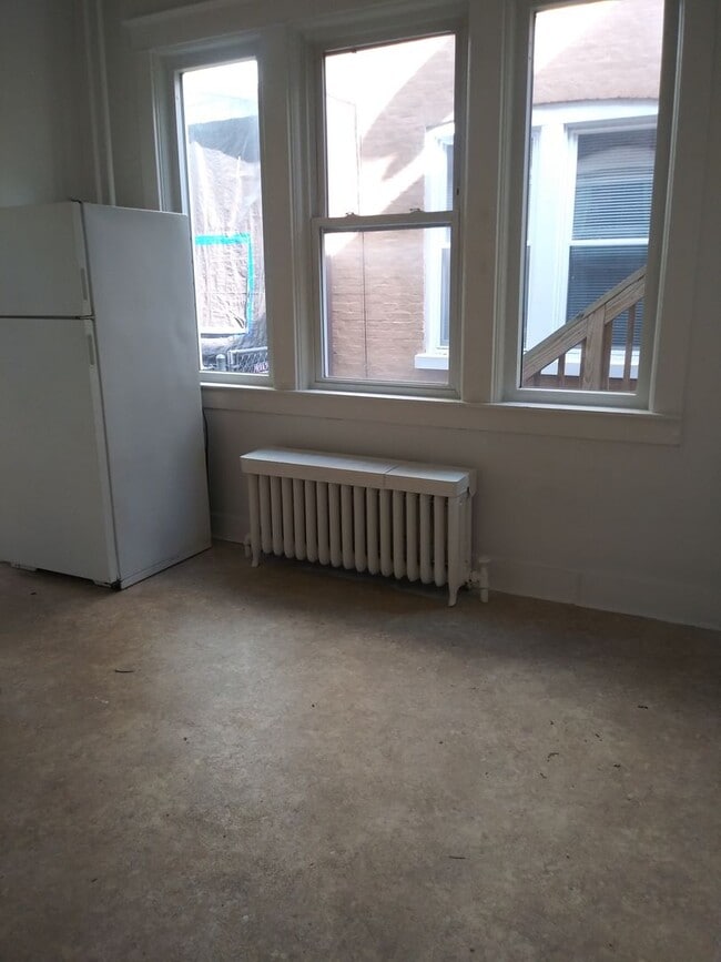 Photo - 525 East End Ave Unit Apt 1