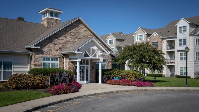 Building Photo - 836 Charles Pond Dr Unit 08-836 Rental