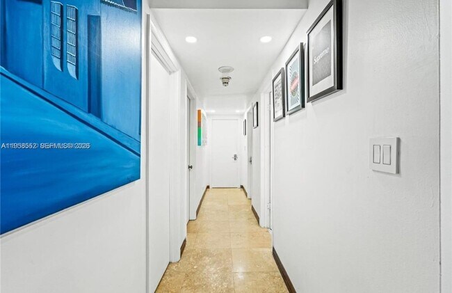 Photo - 1800 NE 114th St