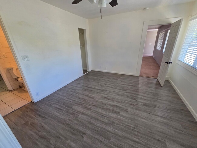 Photo - 742 Bourn Dr