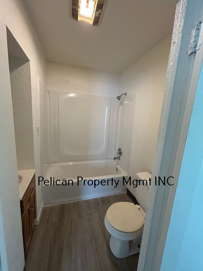 Photo - 2125 Orchard Ave