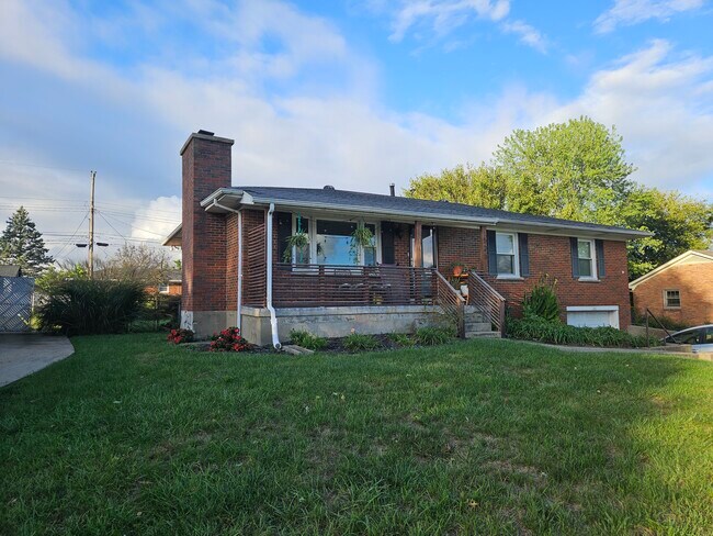 Photo - 521 Stonehaven Dr