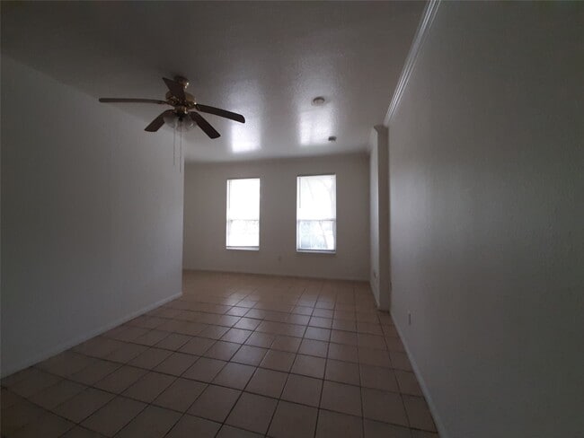 Photo - 4542 Otterbury Dr
