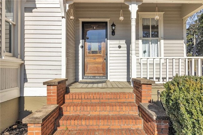 Photo - 225 S Park St