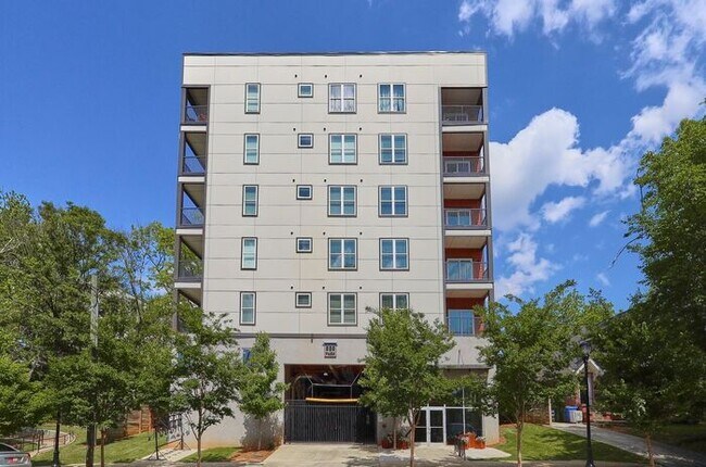 Building Photo - 525 Parkway Dr NE Rental