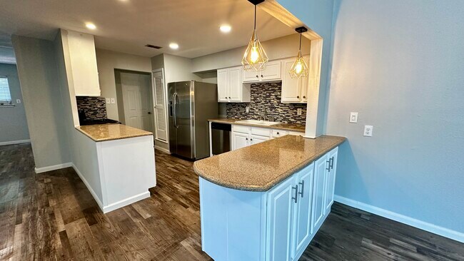 Photo - 4508 Nadine Dr