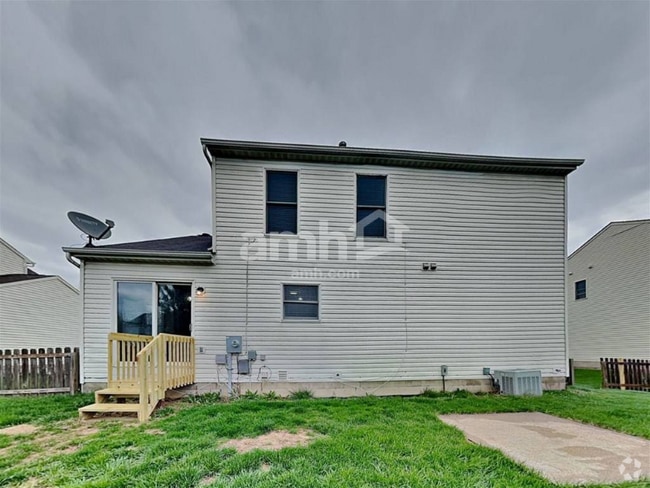 Building Photo - 555 Allis Pl E Rental