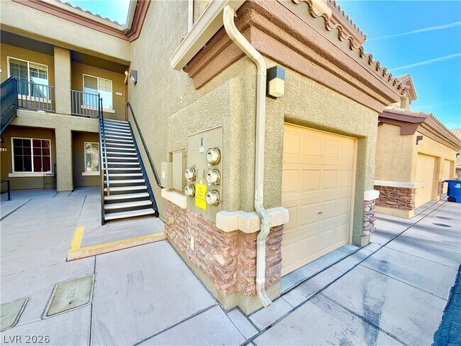 6868 Sky Pointe Dr Unit 2041