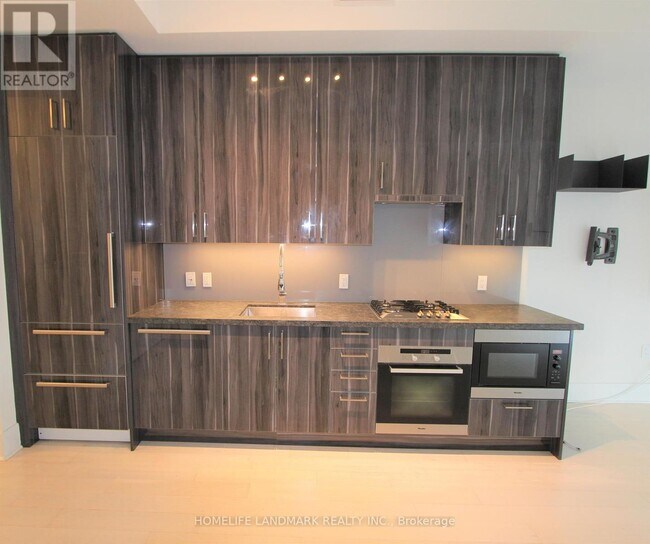 Photo - 29 Queens Quay E Unit 1019