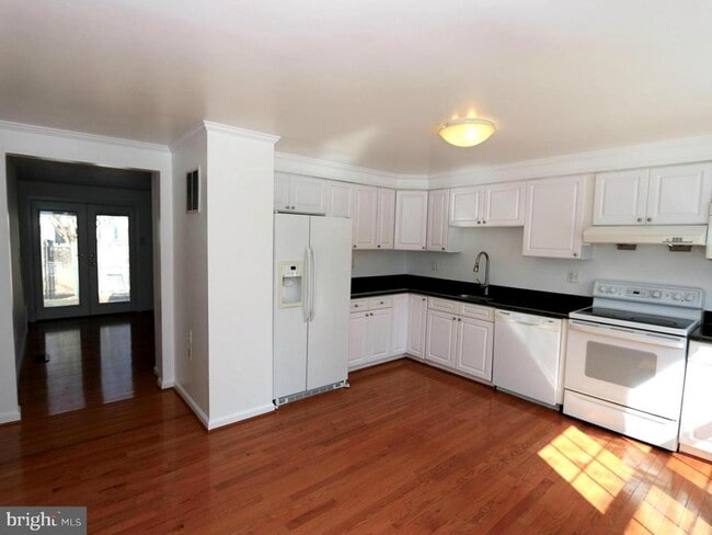 Photo - 8907 Barrowgate Ct
