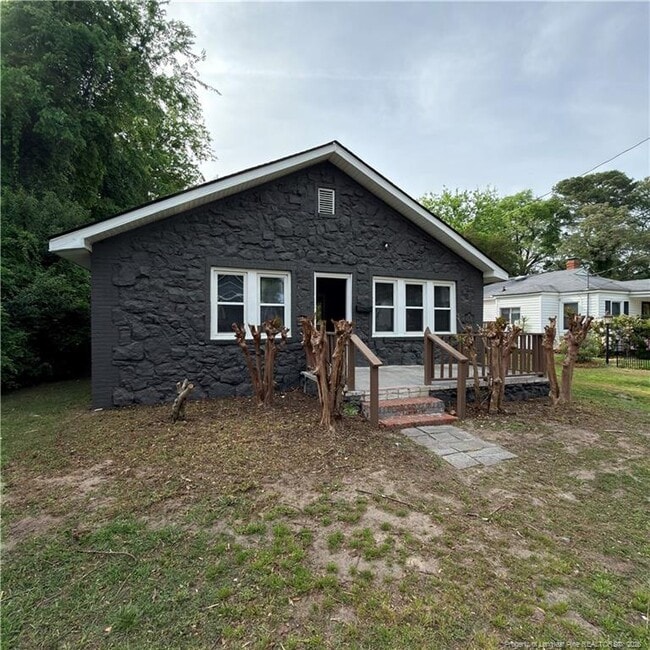 Photo - 216 Sedberry St