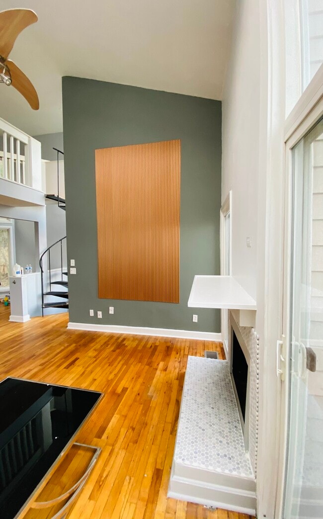 Photo - 2311 Maryland Ave Unidad C